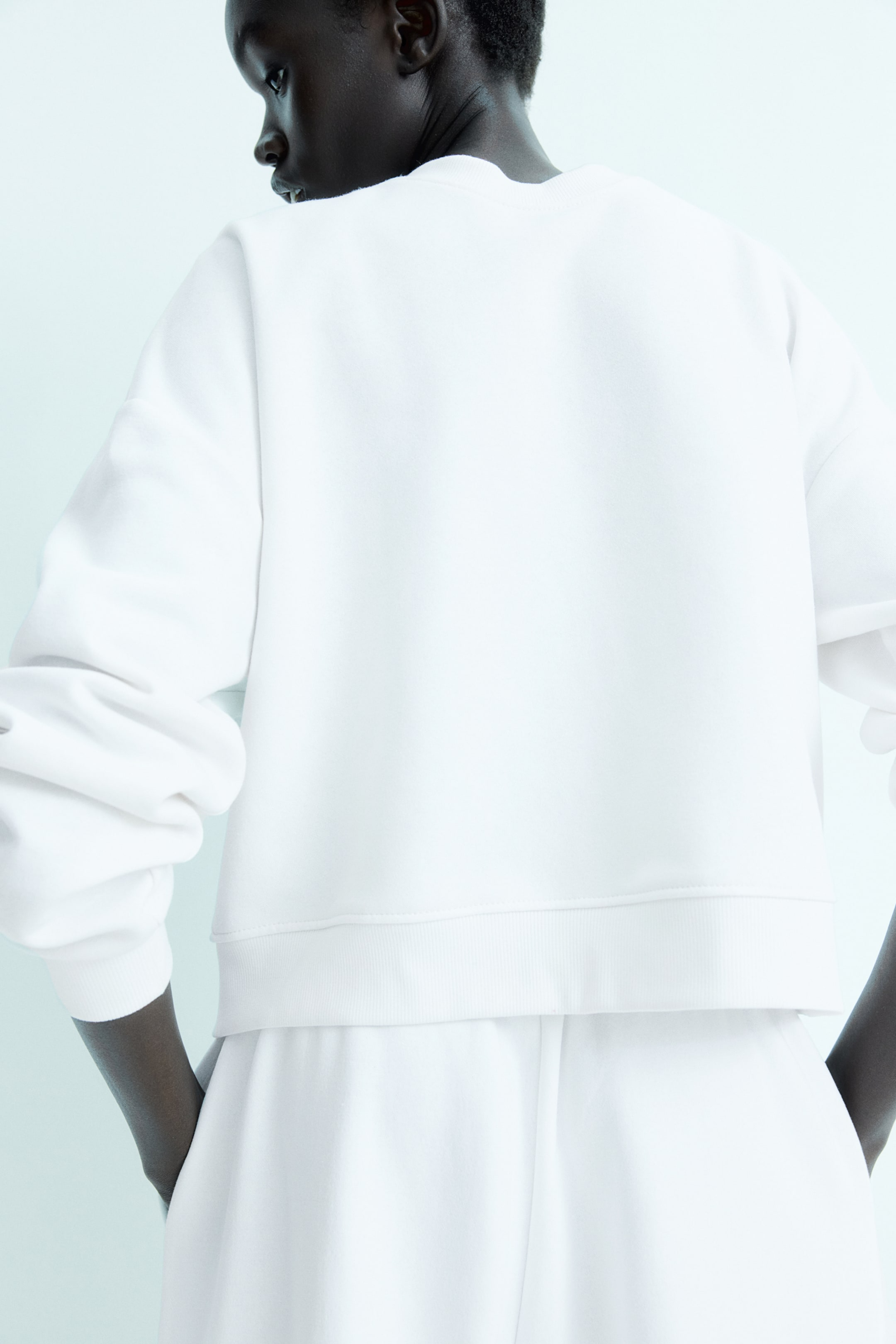 Loose Fit Sweatshirt - White