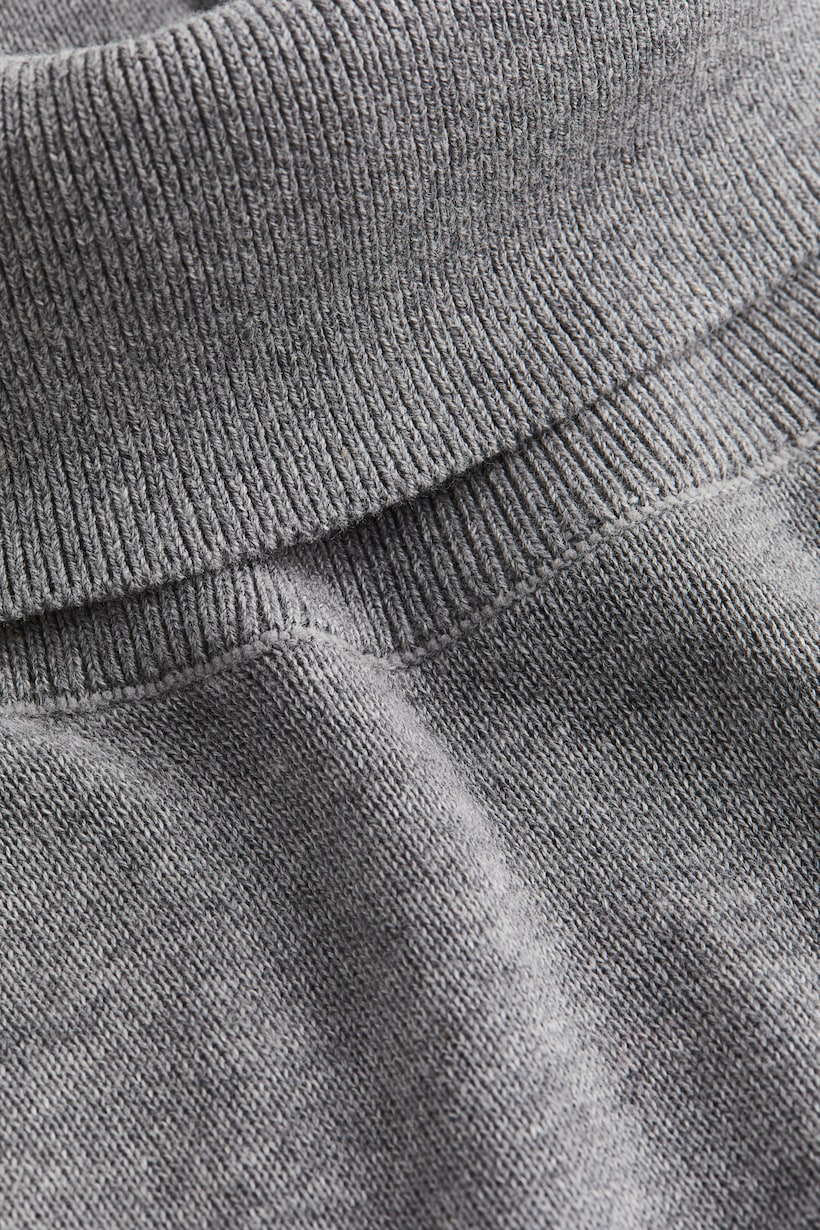 Slim Fit Fine-knit Turtleneck Sweater - Grey