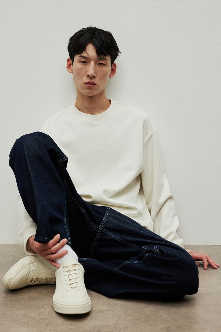 Loose Fit Sweatshirt - Cream